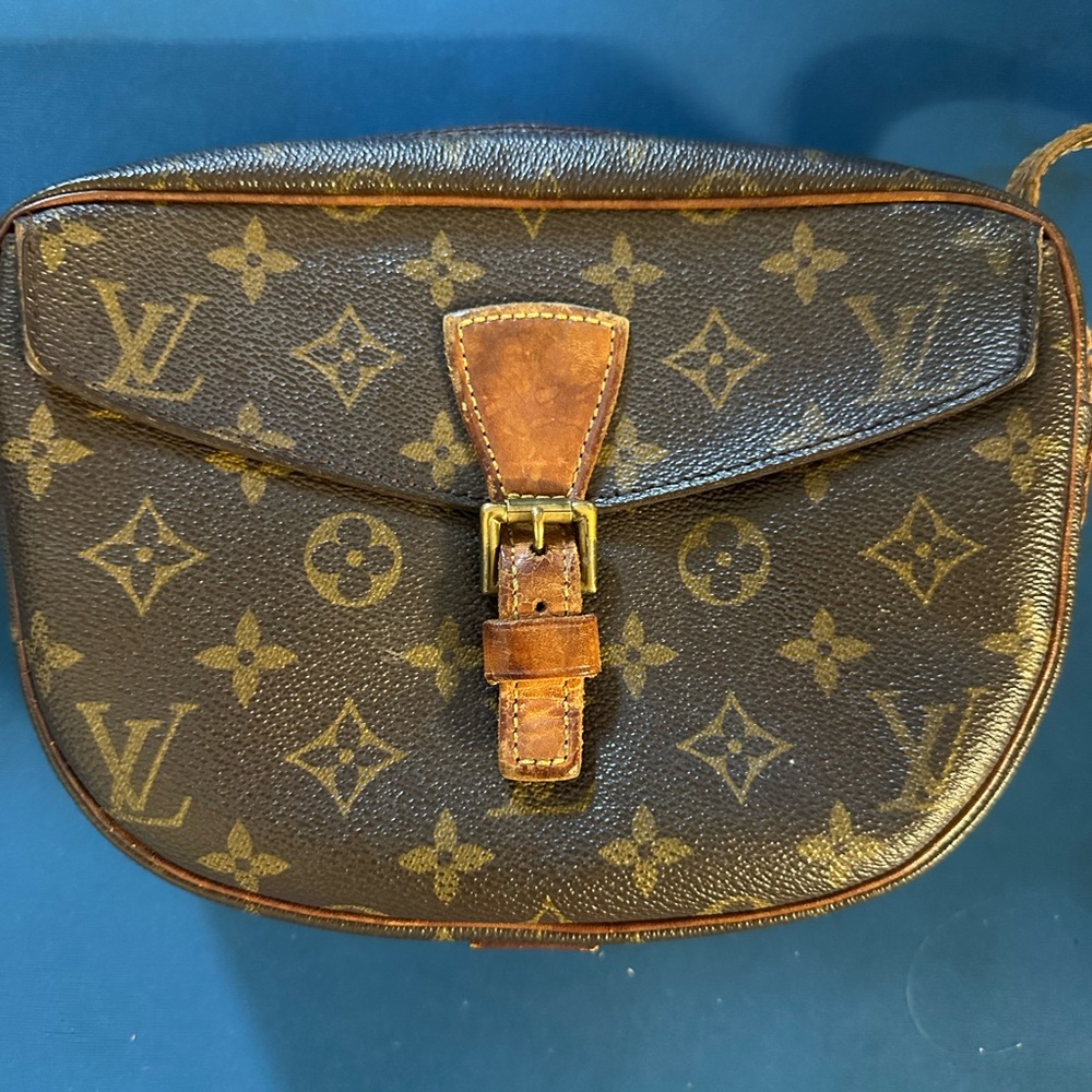 Authentic Louis Vuitton Monogram Jeune Fill GM Shoulder Bag-Great Investment!